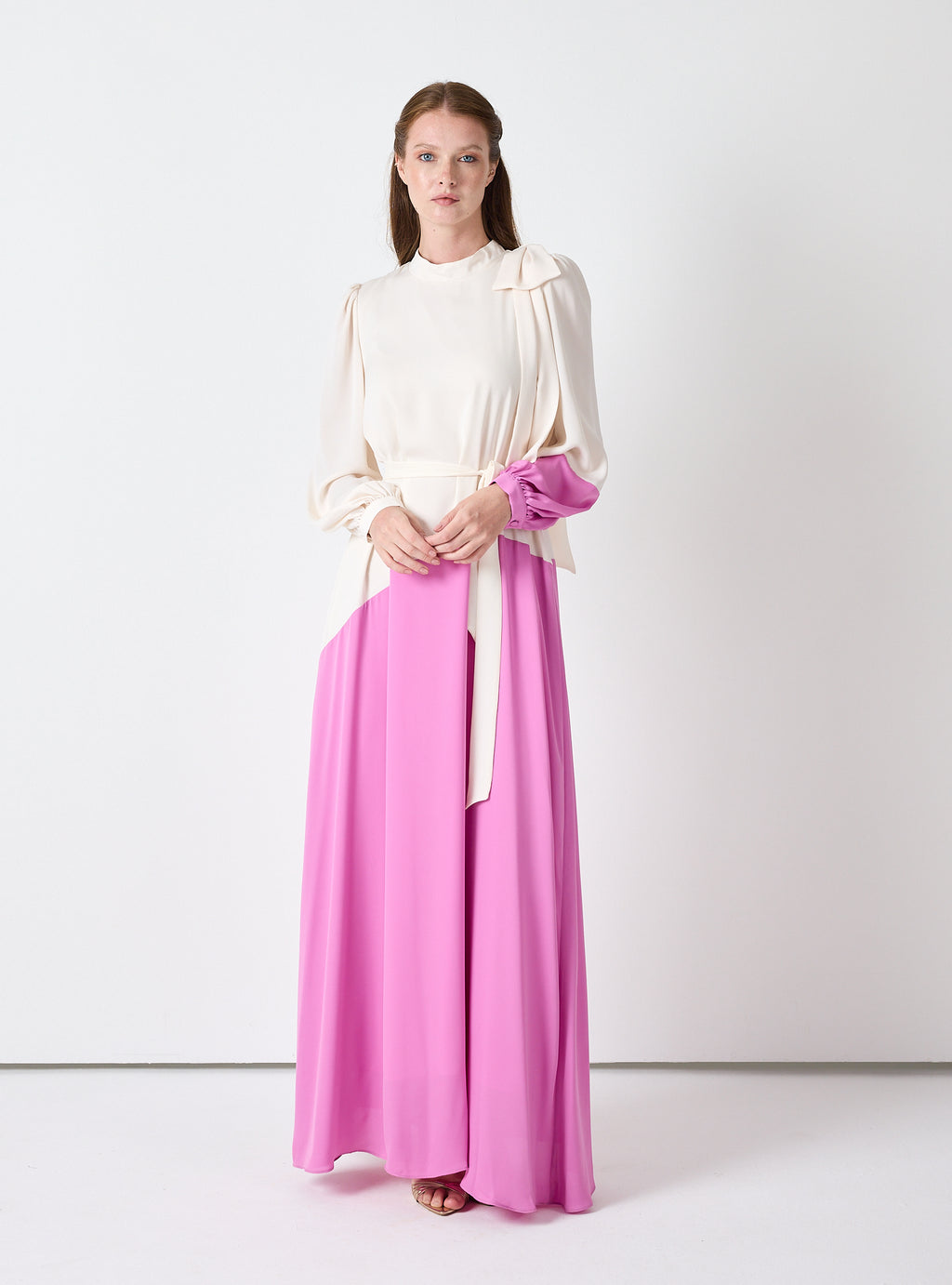 Ivory & Pink Color-Block Maxi Dress with Bow Detail - Store WF