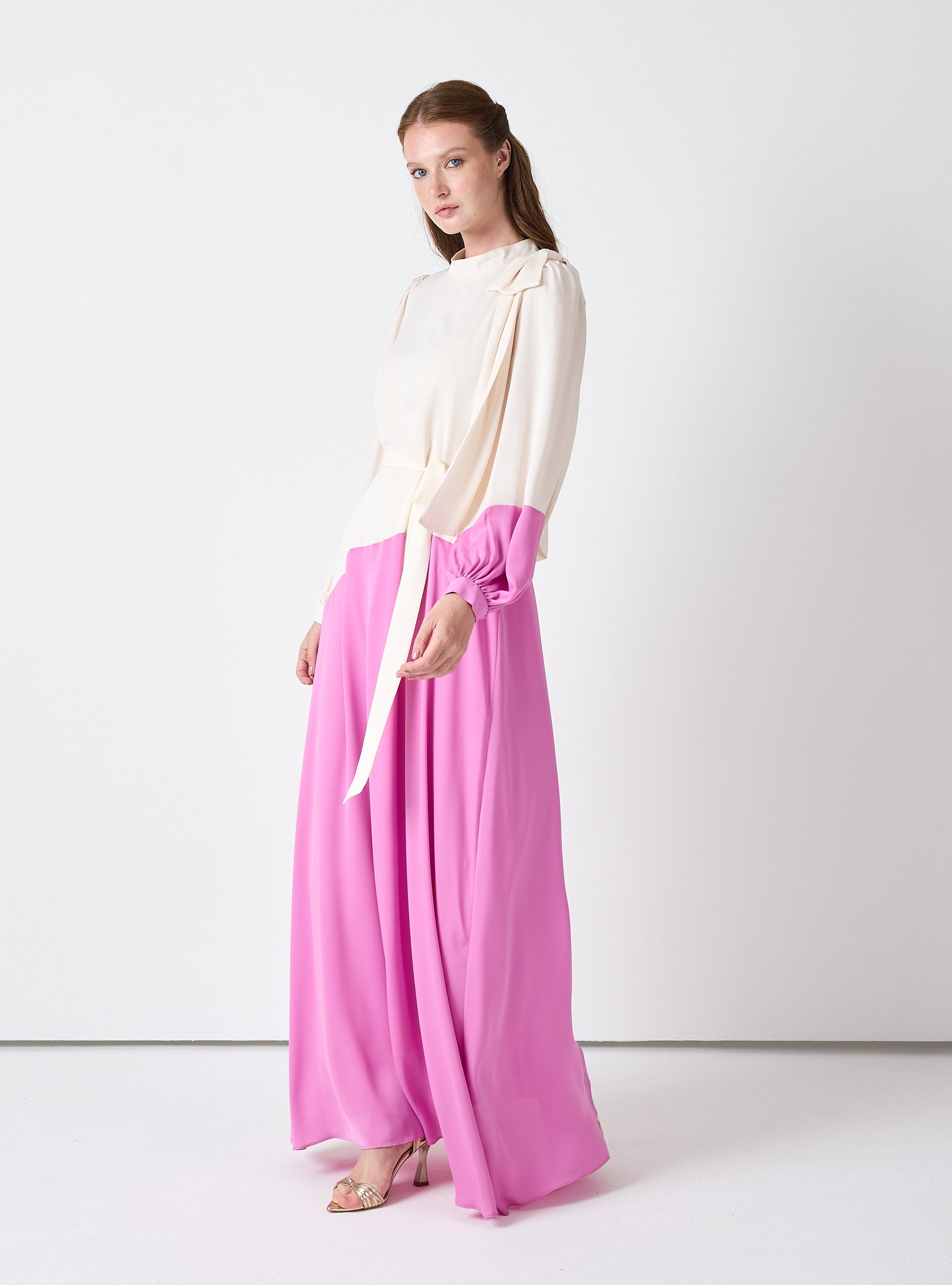 Ivory & Pink Color-Block Maxi Dress with Bow Detail - Store WF