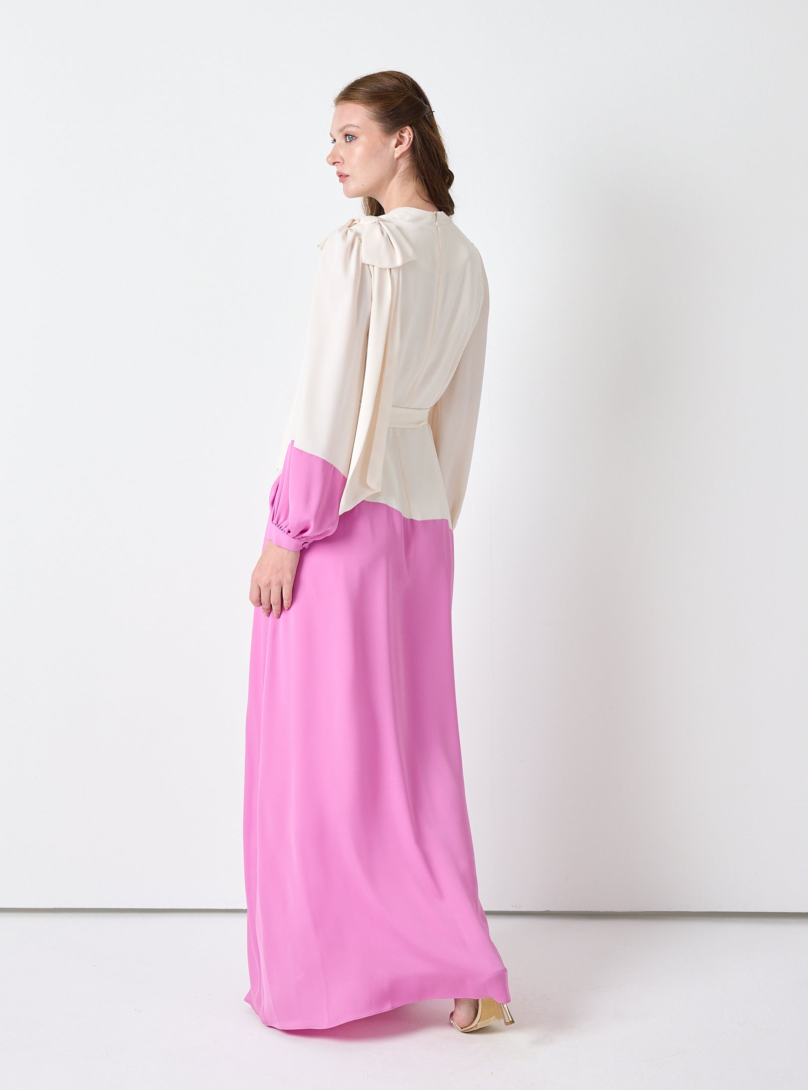 Ivory & Pink Color-Block Maxi Dress with Bow Detail - Store WF