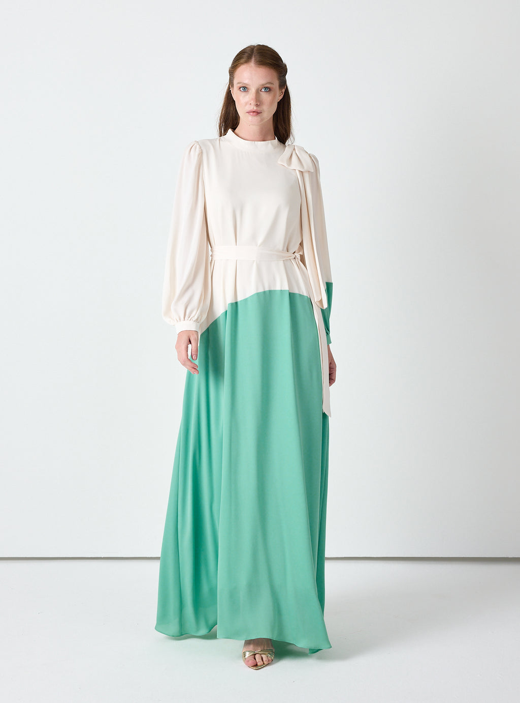 Ivory & Mint Color-Block Maxi Dress with Bow Detail - Store WF