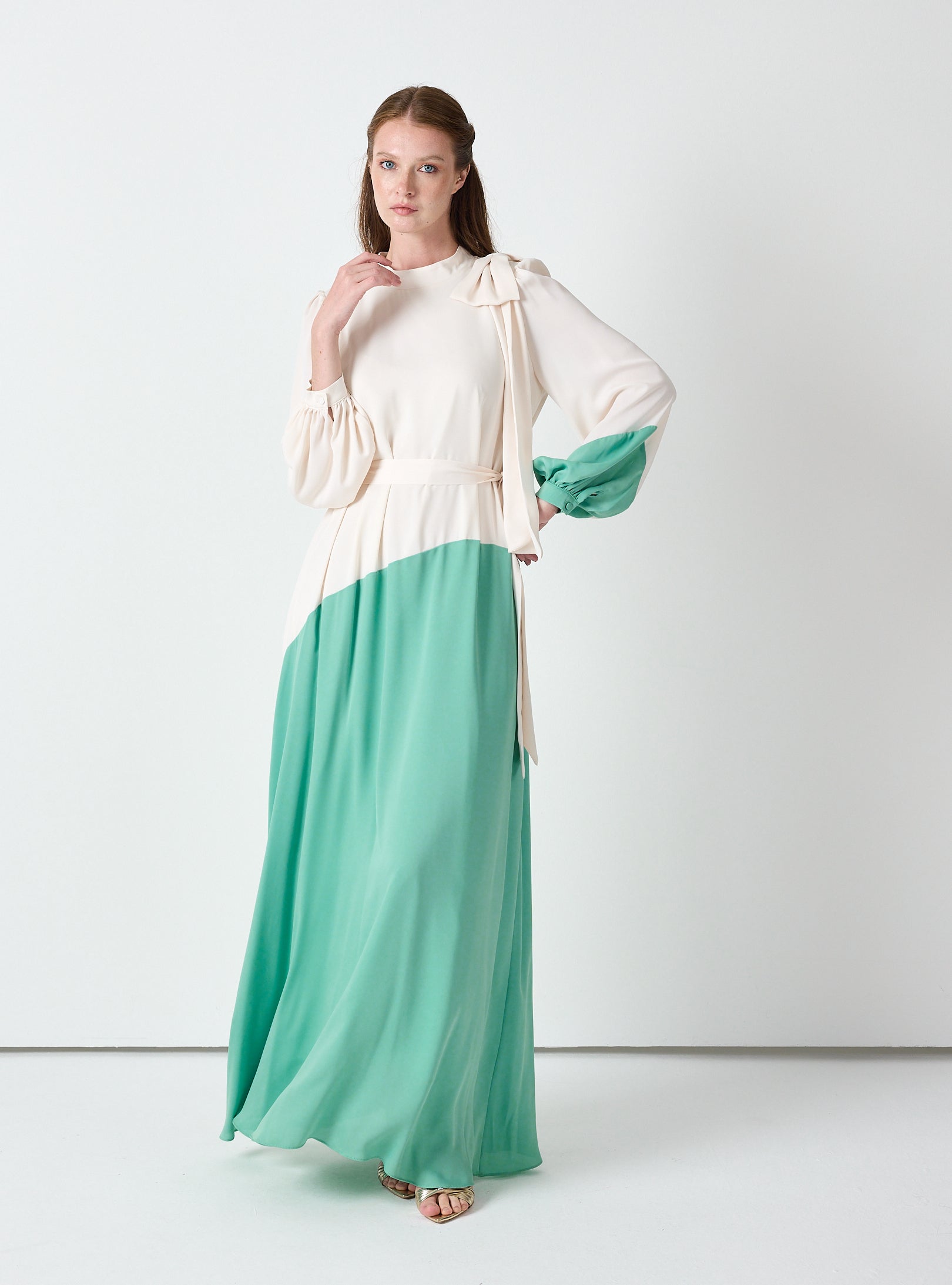 Ivory & Mint Color-Block Maxi Dress with Bow Detail - Store WF