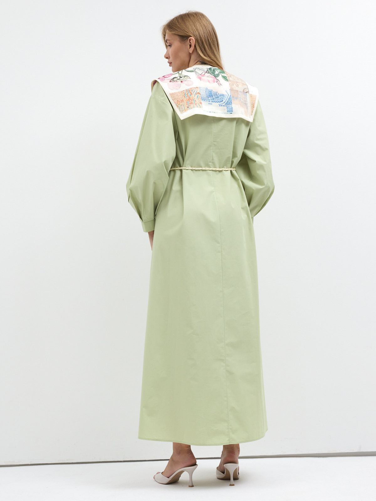 Detachable Printed Collar Belted Maxi Dress