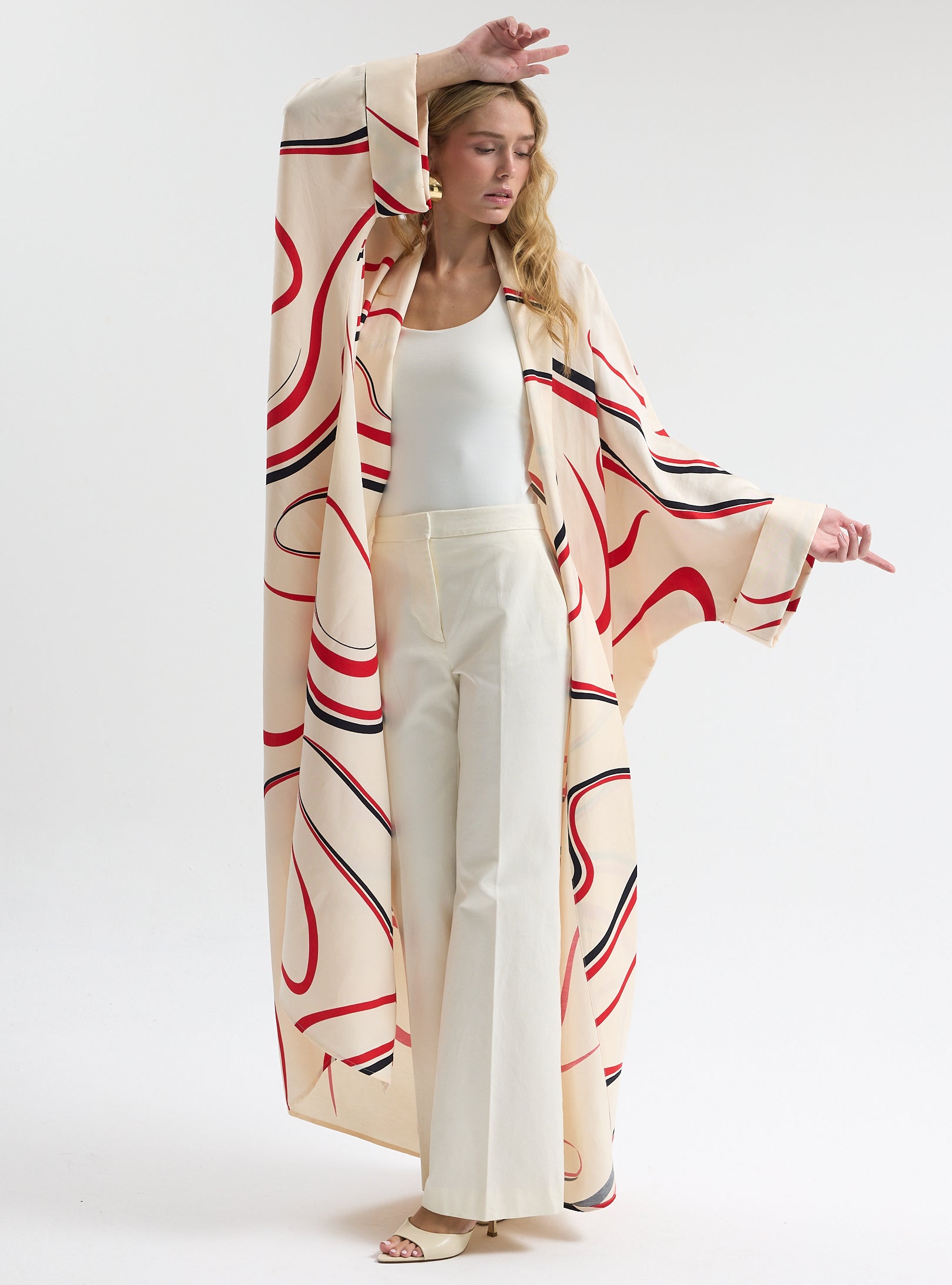 Abstract Wave Print Abaya