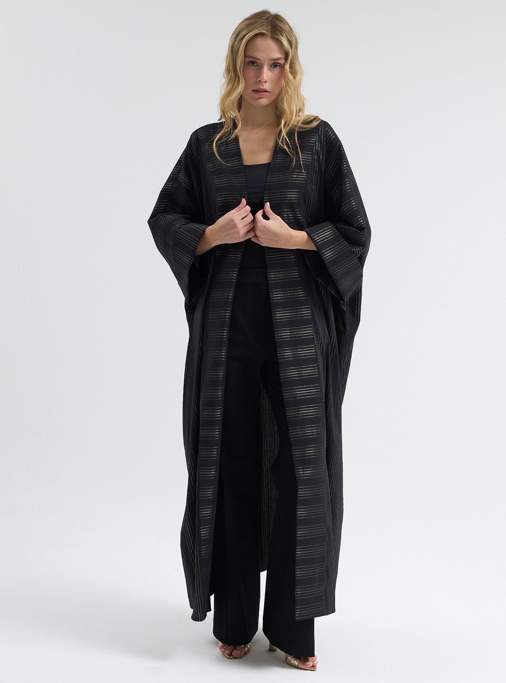 Black Gold Striped Abaya - Store WF