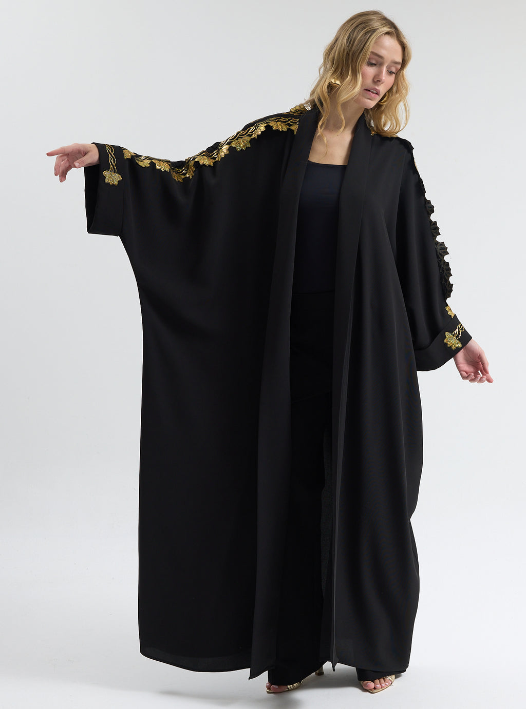 Black Gold Detailed Abaya - Store WF