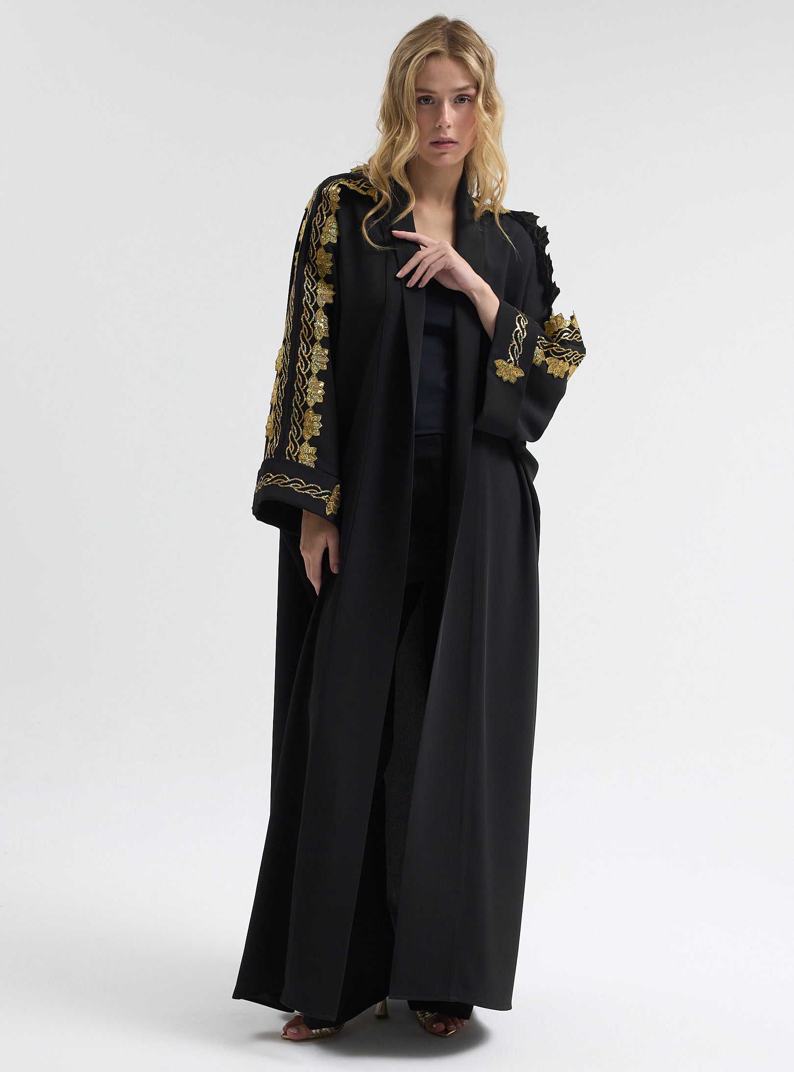 Black Gold Detailed Abaya - Store WF