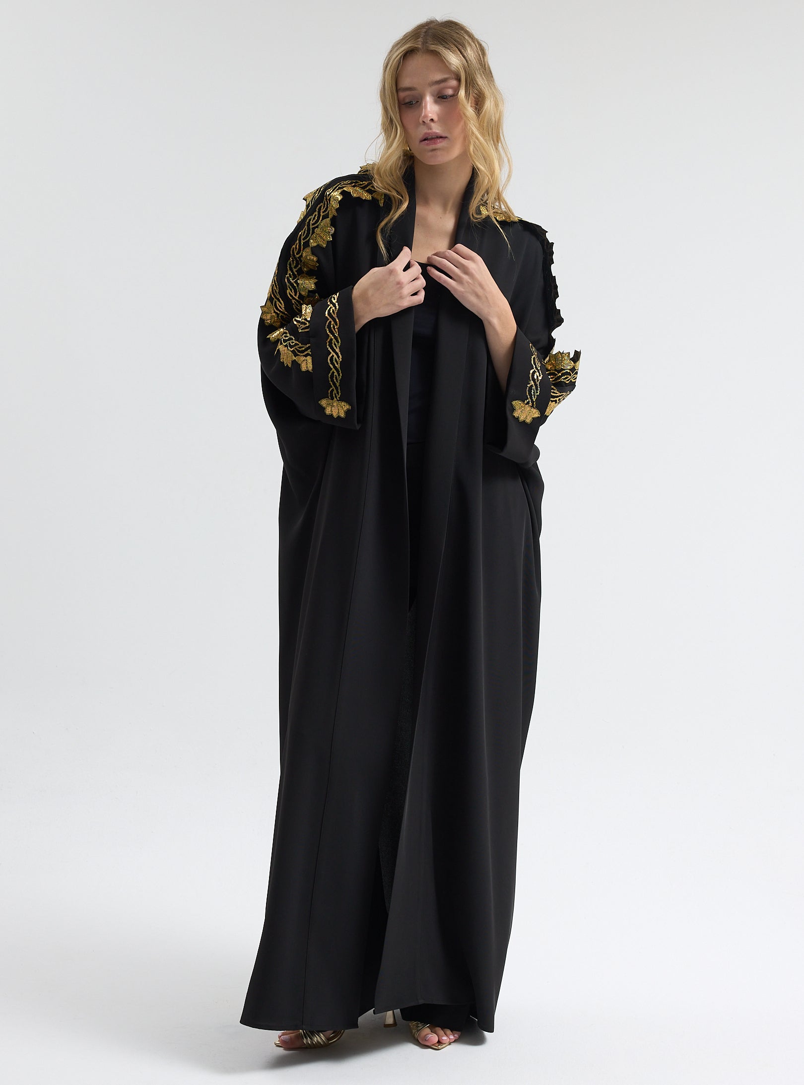 Black Gold Detailed Abaya - Store WF