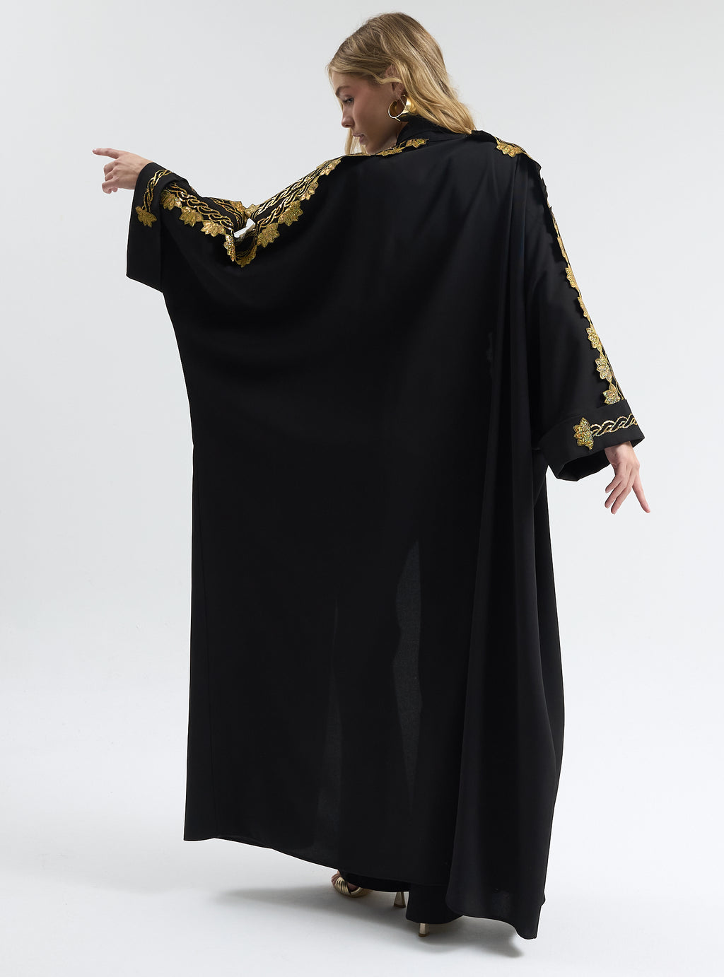 Black Gold Detailed Abaya - Store WF