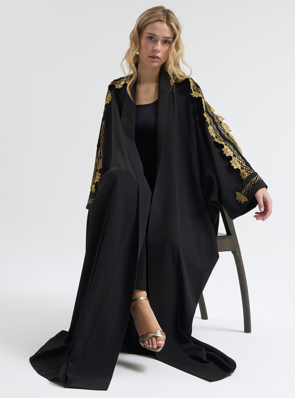 Black Gold Detailed Abaya - Store WF