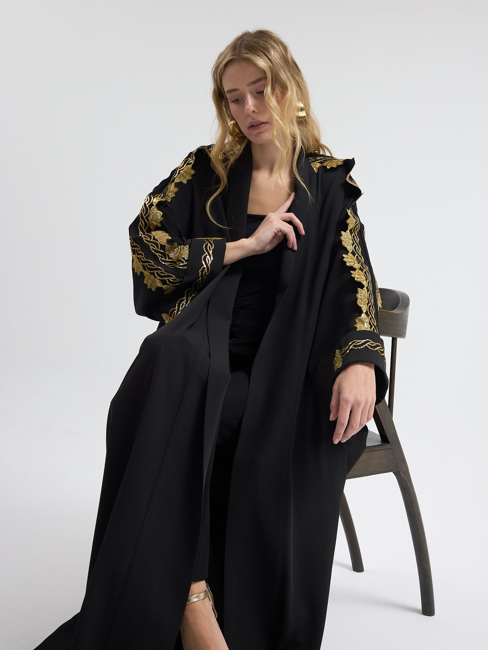 Black Gold Detailed Abaya - Store WF