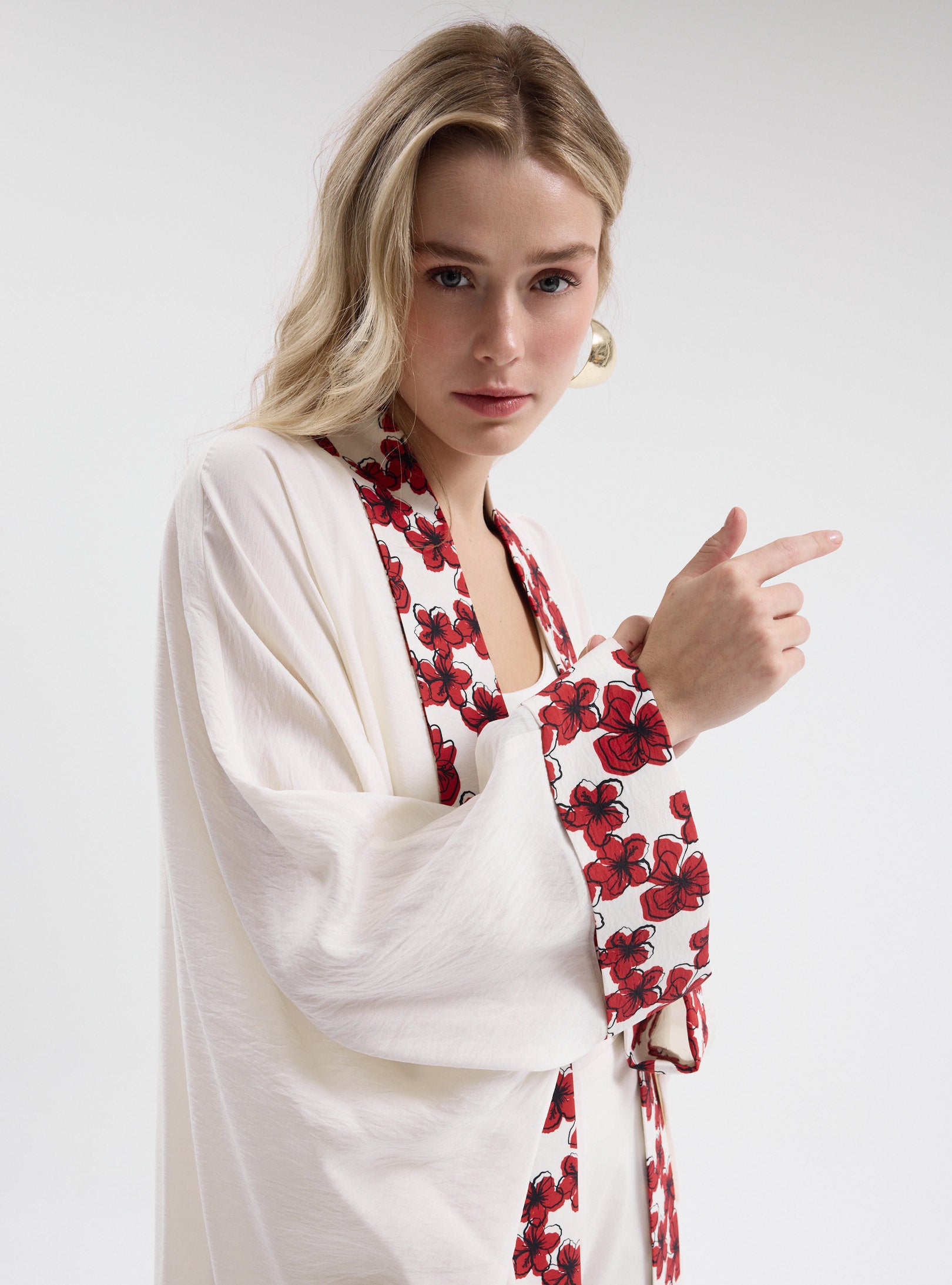 Floral Panel Print White Abaya - Store WF