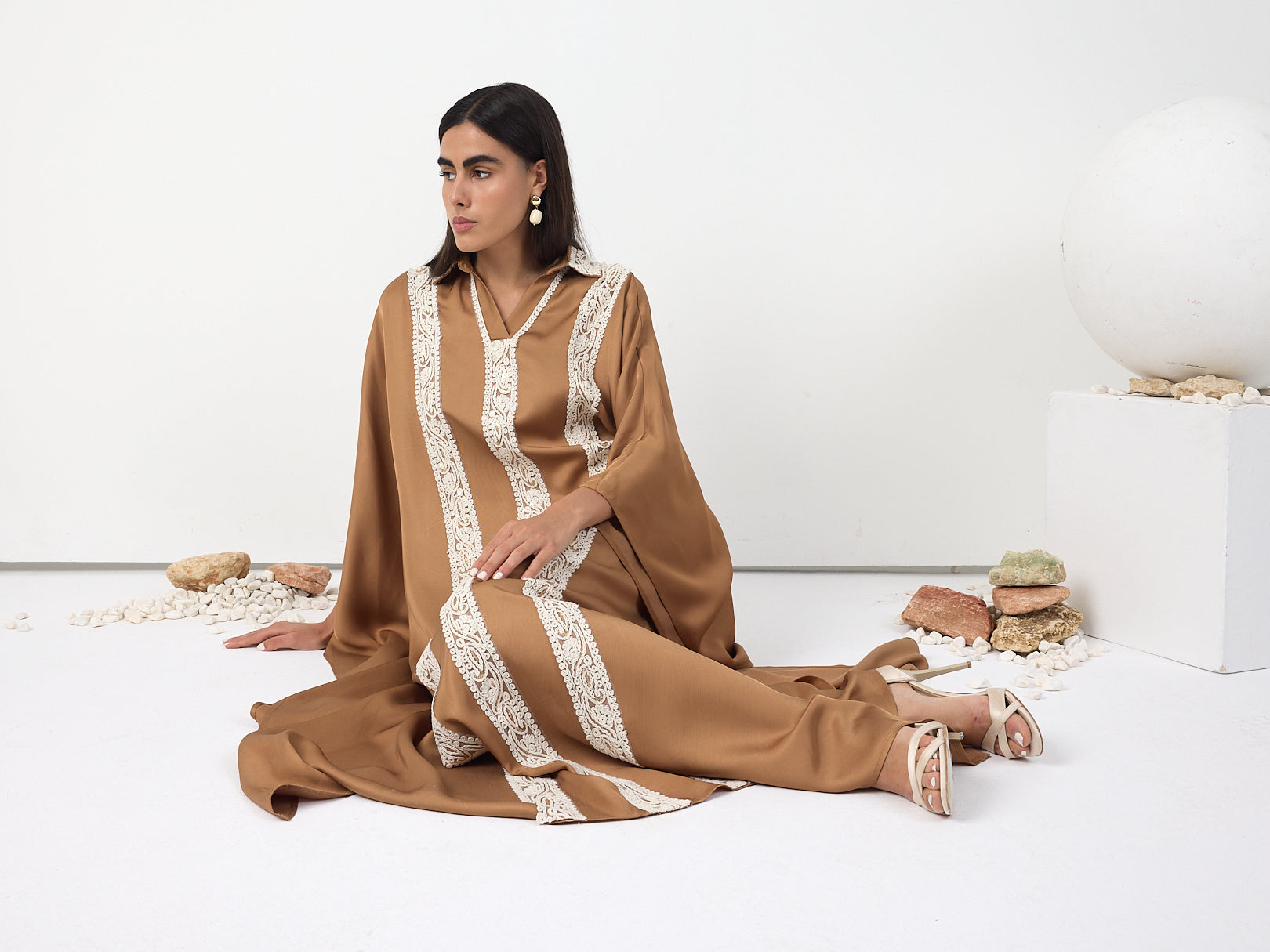 Cinnamon Lace Detail Kaftan Dress