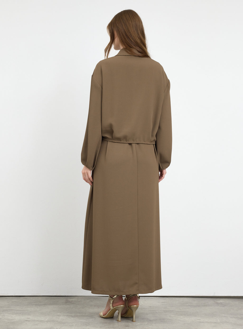 Three-Piece Dress & Jacket Set with Brooch and Slim Tie Belt Brown