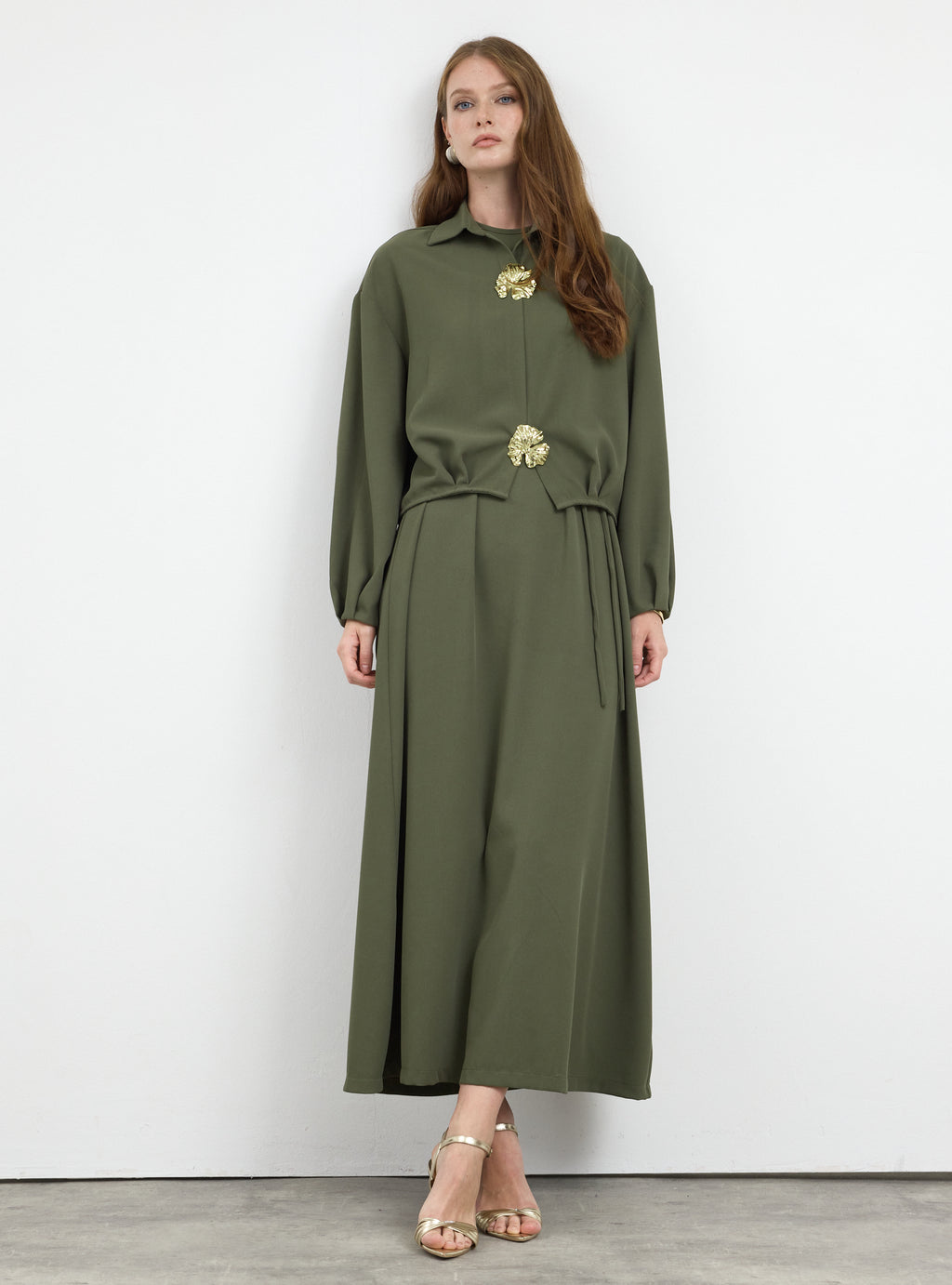 Three-Piece Dress & Jacket Set with Brooch and Slim Tie Belt Green