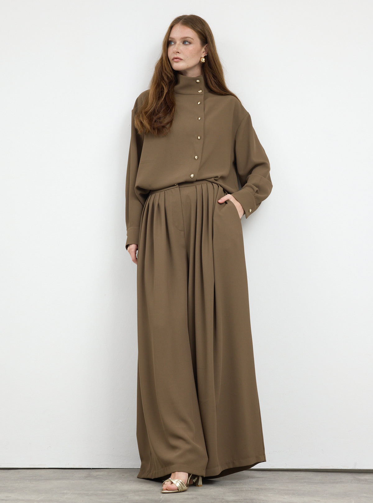 Brown Pleated Wide-Leg Trouser Shirt -Set - Store WF