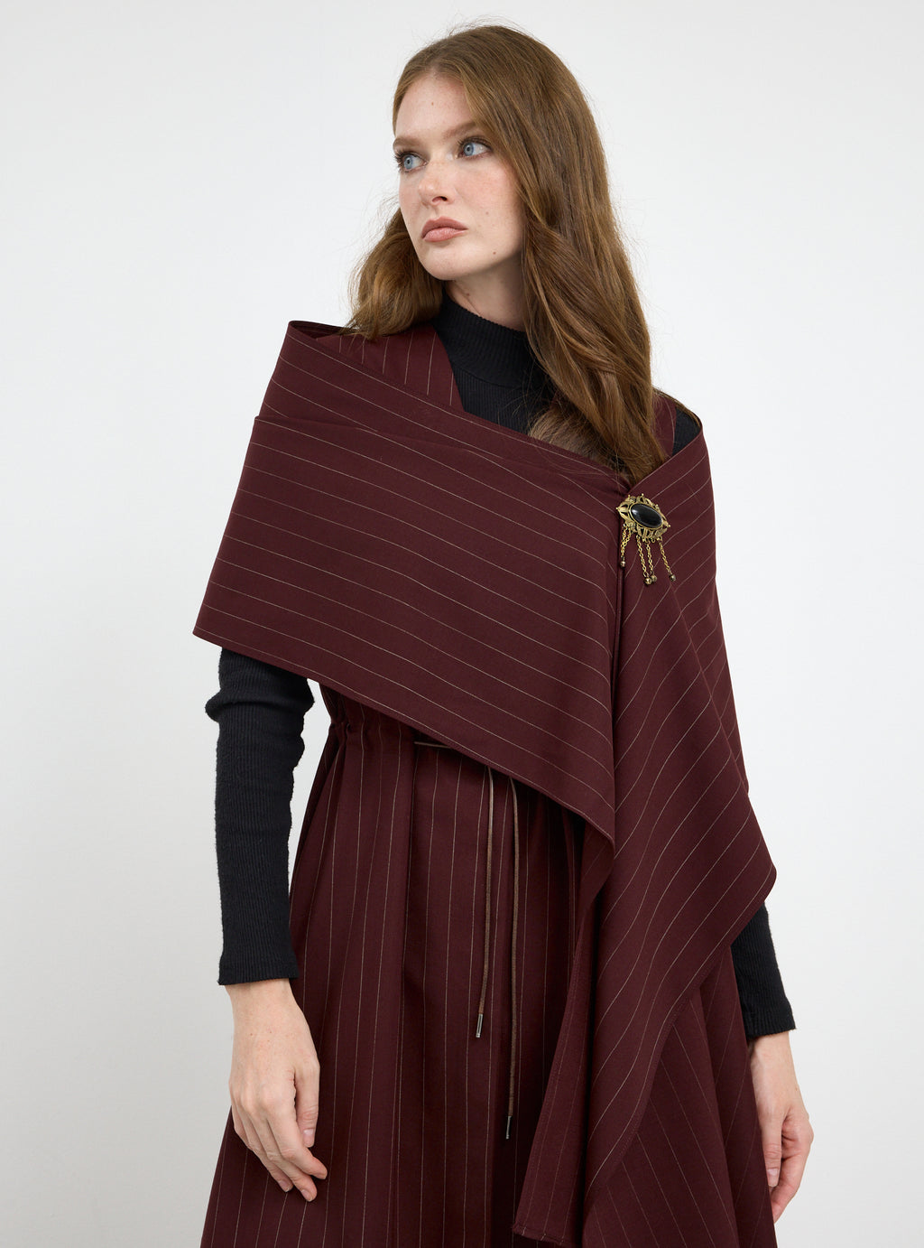Wool Gilet With Scarf and Brosch Set Burgundy