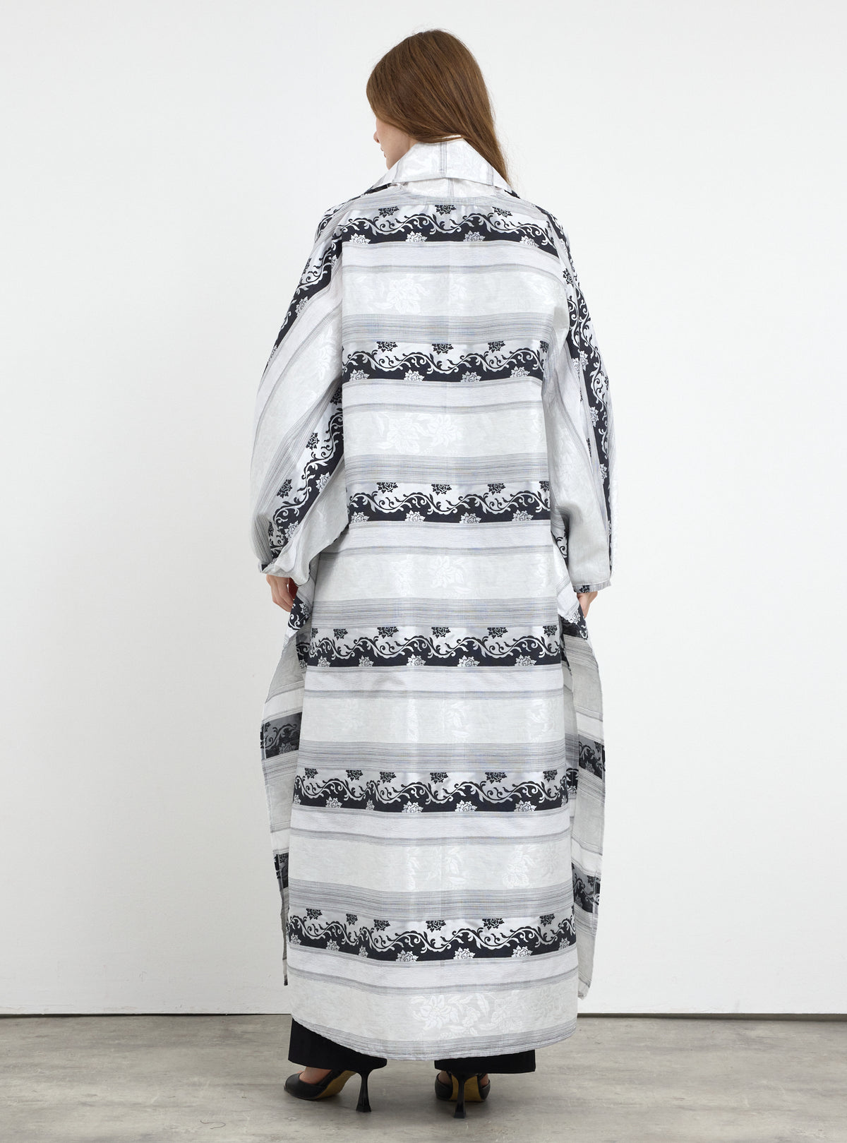 Black & White Jacquard Abaya