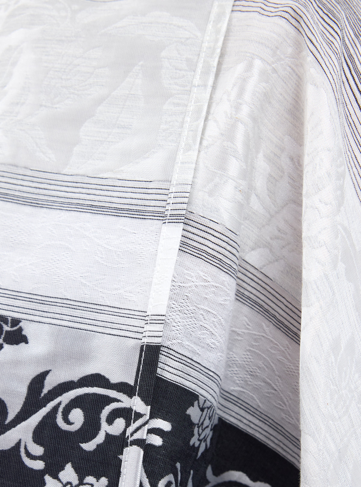 Black & White Jacquard Abaya