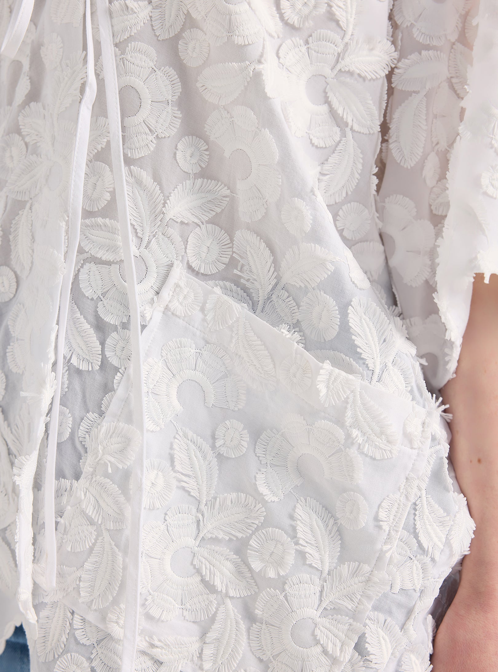 Embroidery White Kimono - Store WF