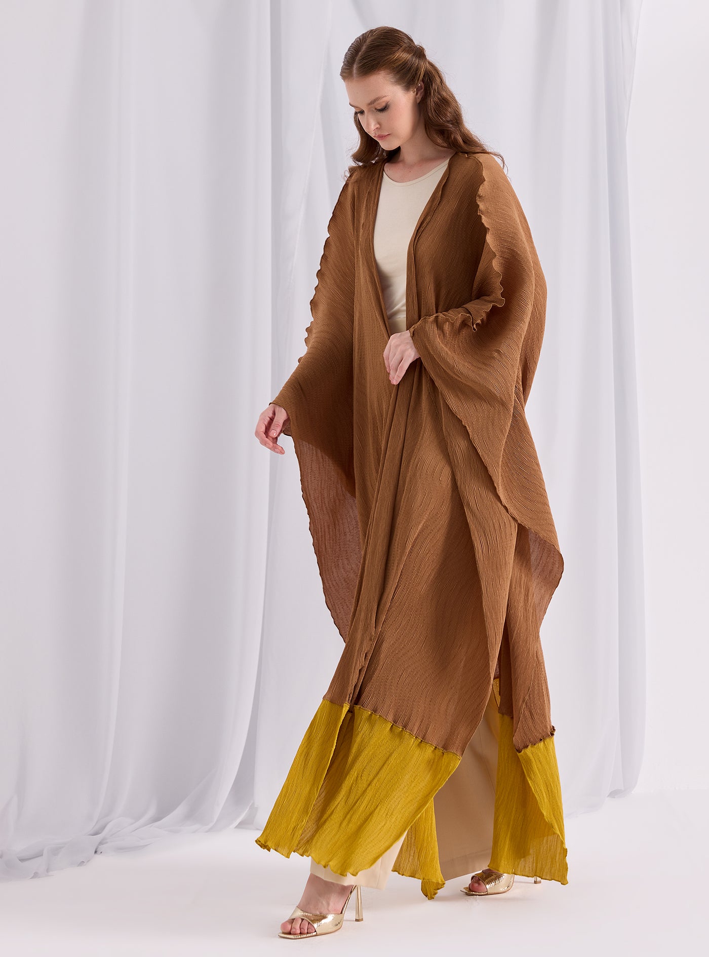 colour block crinkle abaya